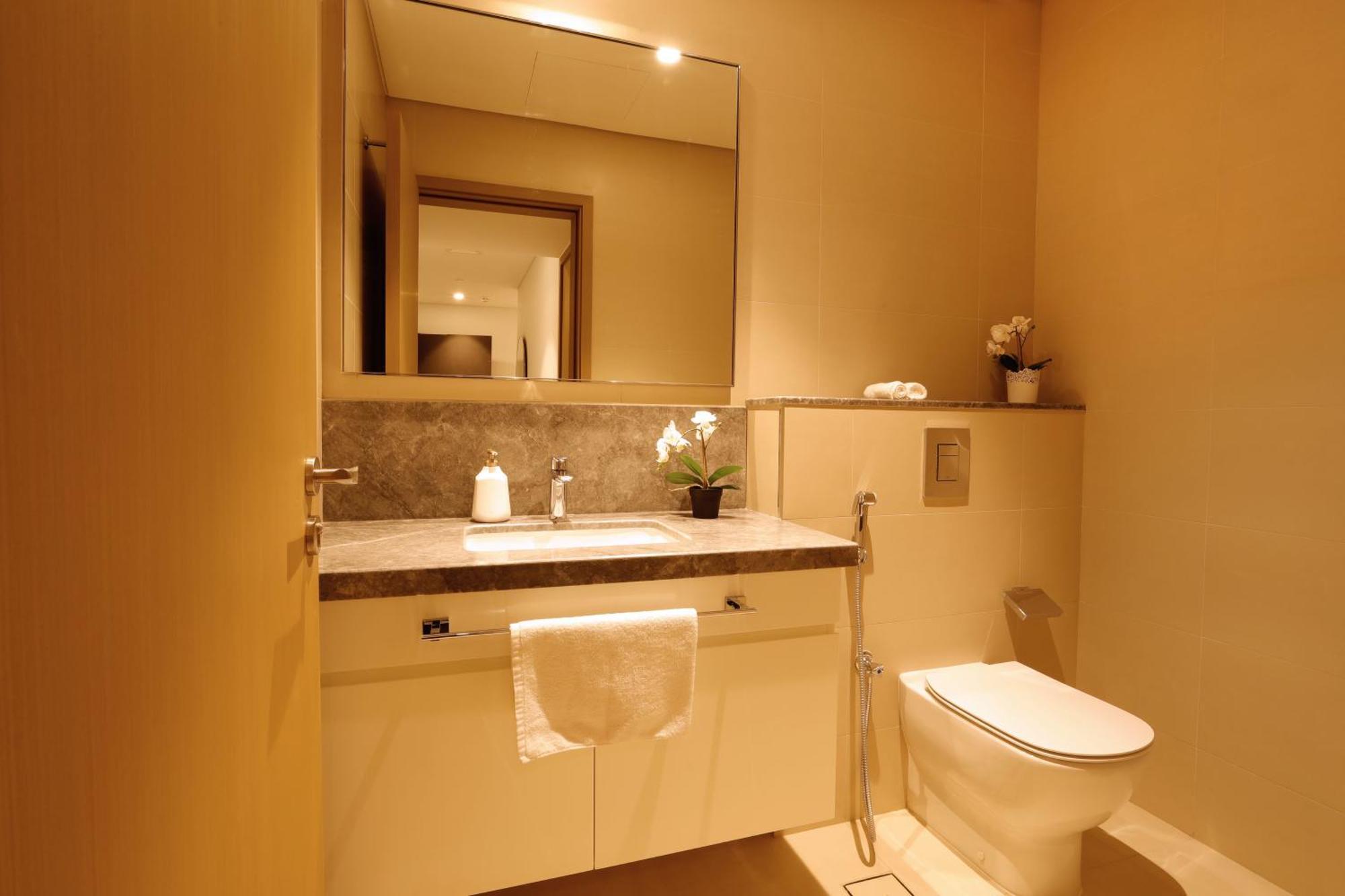 Elegant Apartment With Direct Access To Dubai Mall Bagian luar foto