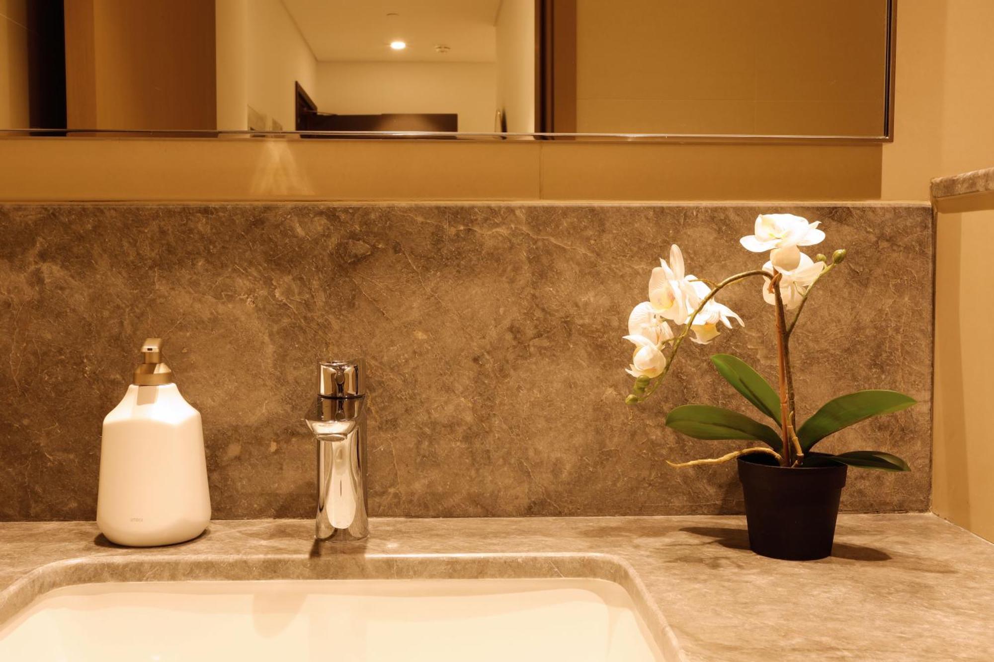 Elegant Apartment With Direct Access To Dubai Mall Bagian luar foto